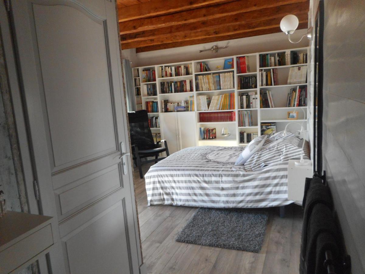 Juste Pour Le Plaisir Bed and Breakfast Saint-Pierre-dʼAlbigny Exteriör bild